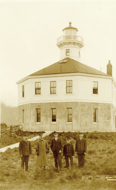 First three keepers and inspectors ca 1906, Inspector, Nils Adamson, John Silander, Scottie Currie, Inspector